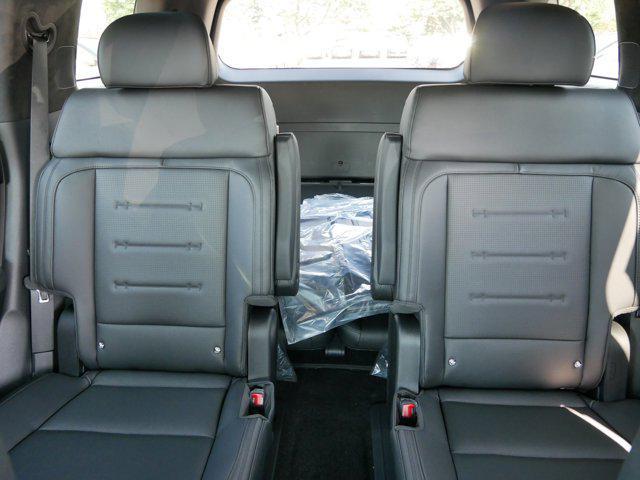 new 2025 Hyundai Santa Fe car, priced at $48,334