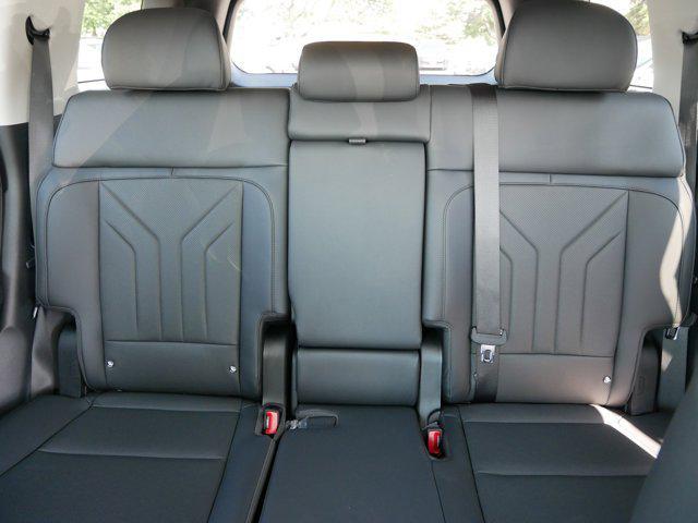 new 2025 Hyundai Santa Fe car, priced at $38,331
