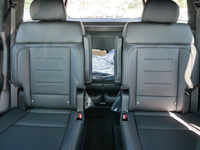 new 2025 Hyundai SANTA FE HEV car, priced at $49,073