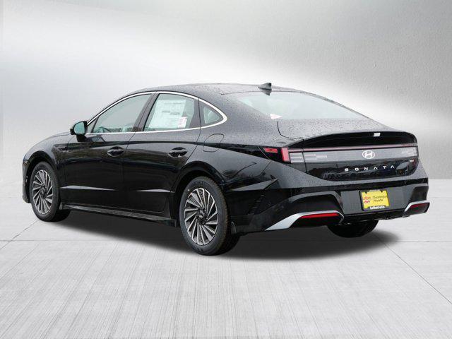 new 2025 Hyundai Sonata Hybrid car, priced at $37,446