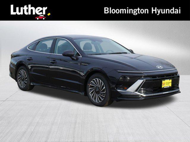 new 2025 Hyundai Sonata Hybrid car, priced at $31,119