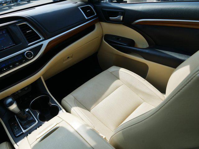 used 2018 Toyota Highlander car, priced at $29,900