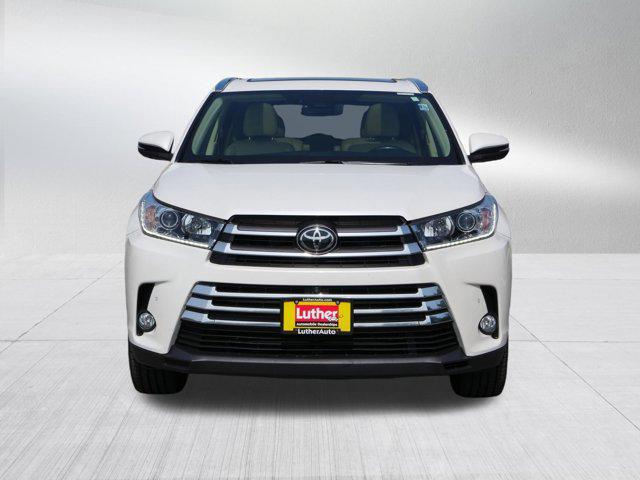 used 2018 Toyota Highlander car, priced at $29,900