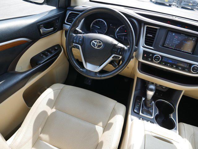 used 2018 Toyota Highlander car, priced at $29,900