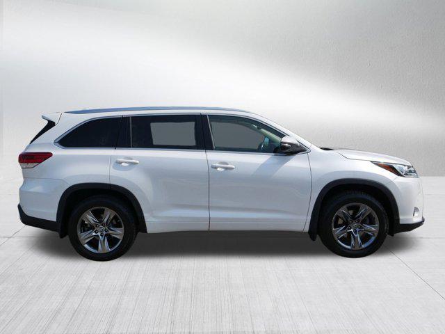 used 2018 Toyota Highlander car, priced at $29,900