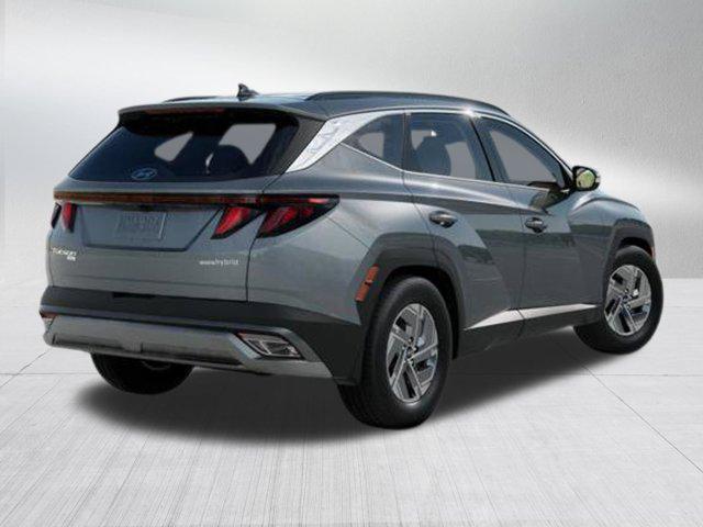 new 2025 Hyundai Tucson Hybrid car, priced at $33,657