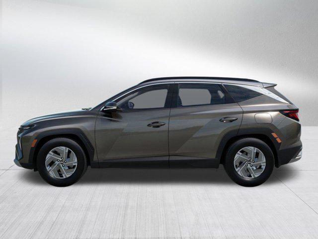 new 2025 Hyundai Tucson Hybrid car, priced at $33,666