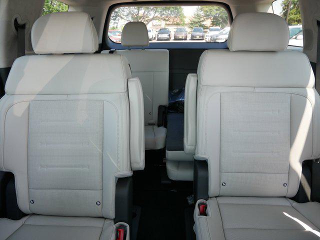 new 2025 Hyundai Santa Fe car, priced at $45,373