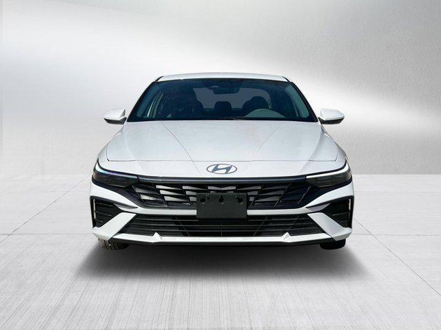 new 2024 Hyundai Elantra car, priced at $21,600