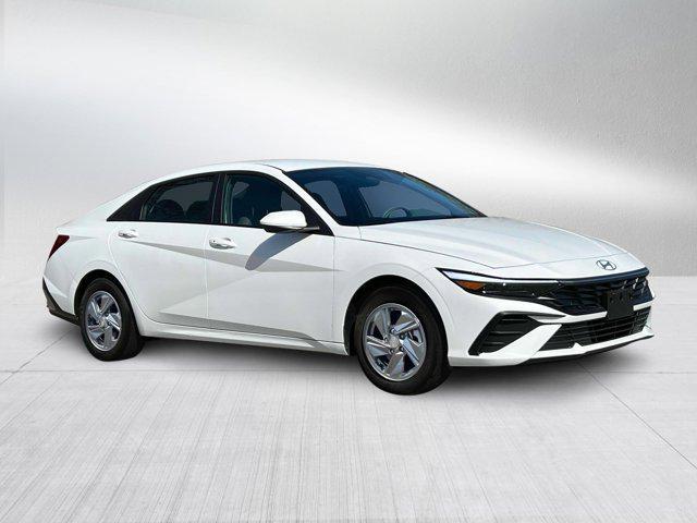 new 2024 Hyundai Elantra car, priced at $21,600