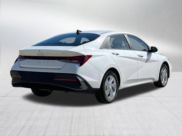 new 2024 Hyundai Elantra car, priced at $21,600