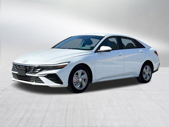 new 2024 Hyundai Elantra car, priced at $21,600