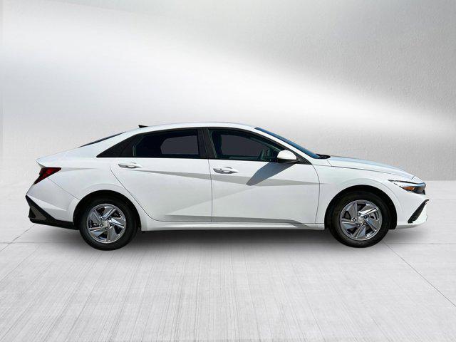 new 2024 Hyundai Elantra car, priced at $21,600