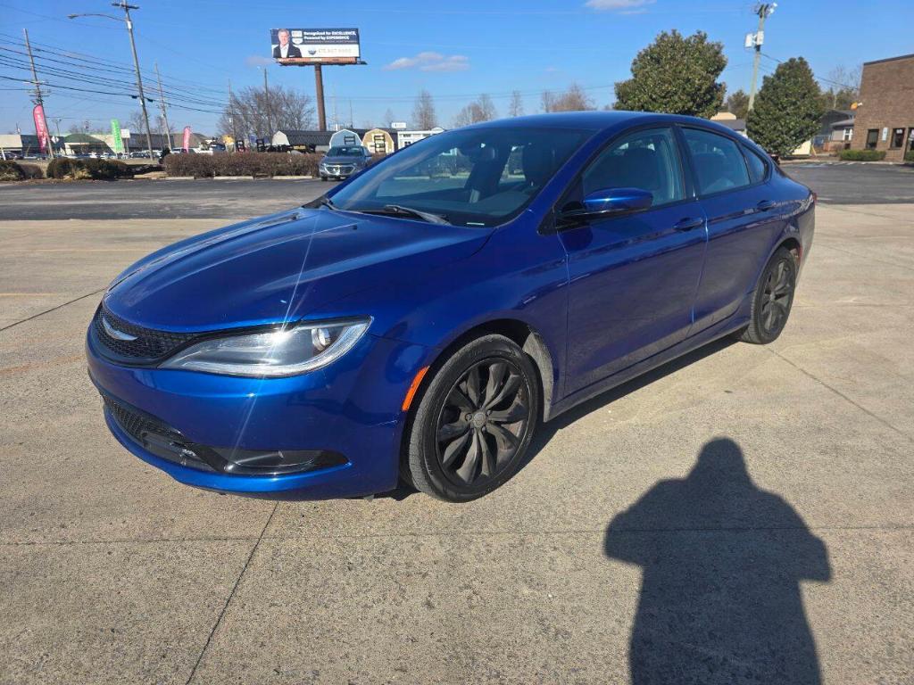 used 2015 Chrysler 200 car, priced at $5,999