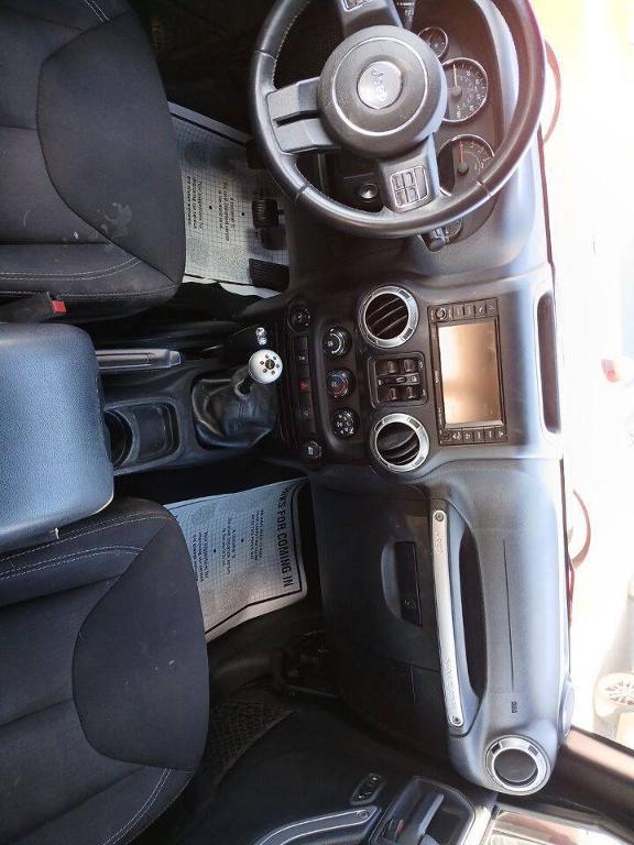 used 2015 Jeep Wrangler Unlimited car, priced at $17,999