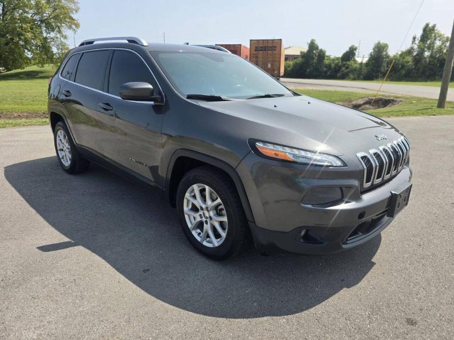 used 2014 Jeep Cherokee car, priced at $7,999