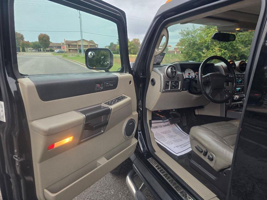 used 2003 Hummer H2 car, priced at $12,999