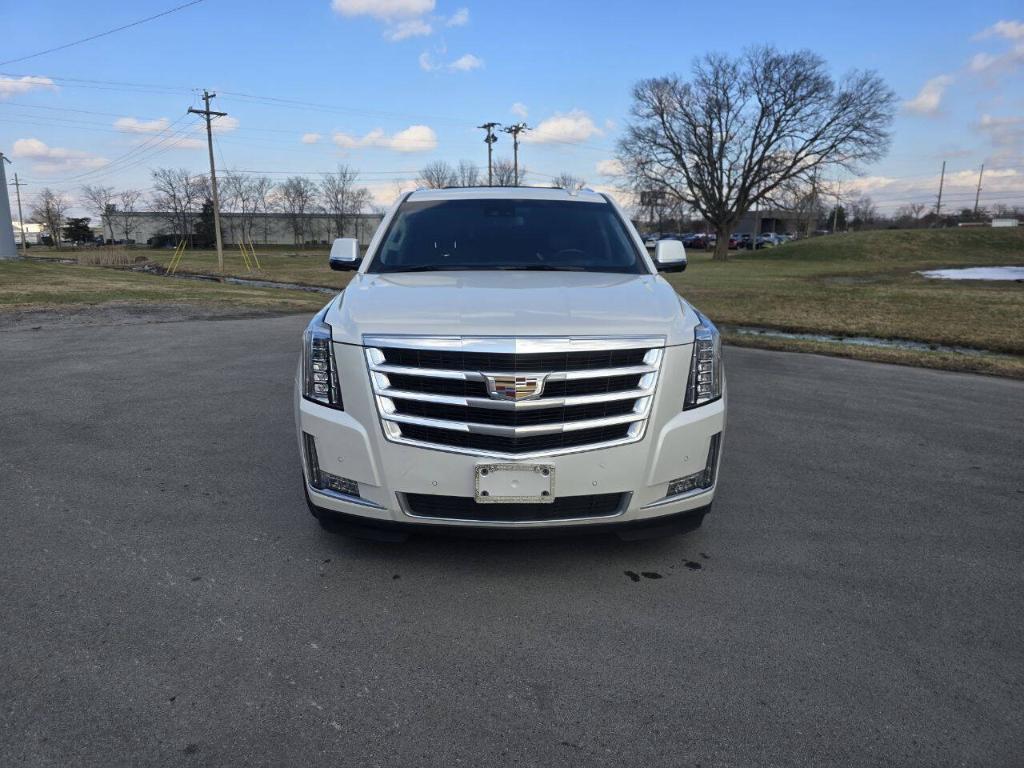 used 2017 Cadillac Escalade ESV car, priced at $23,678