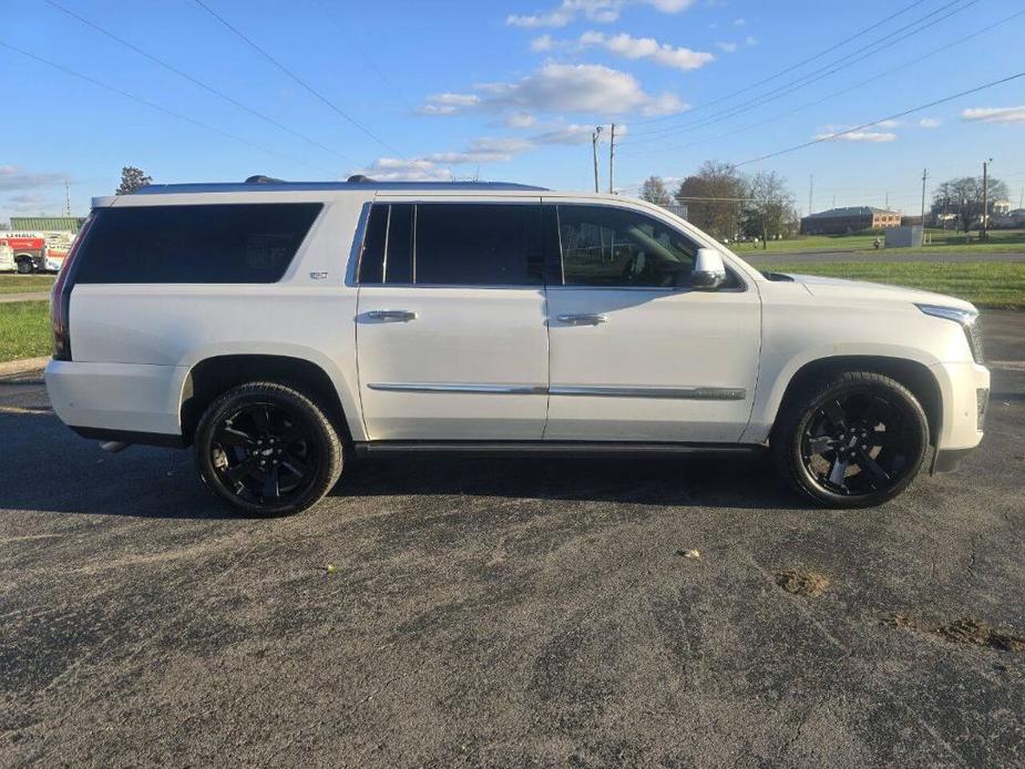 used 2017 Cadillac Escalade ESV car, priced at $25,999