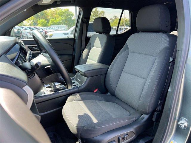 used 2023 Chevrolet Traverse car, priced at $32,280