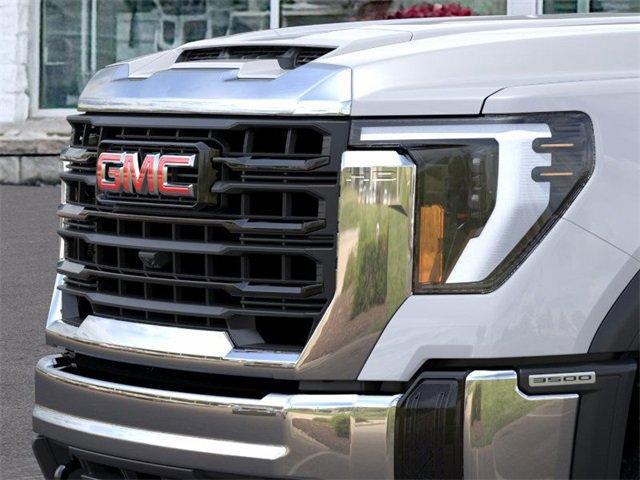 new 2025 GMC Sierra 3500 car, priced at $71,220