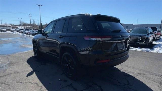 used 2023 Jeep Grand Cherokee car, priced at $39,911
