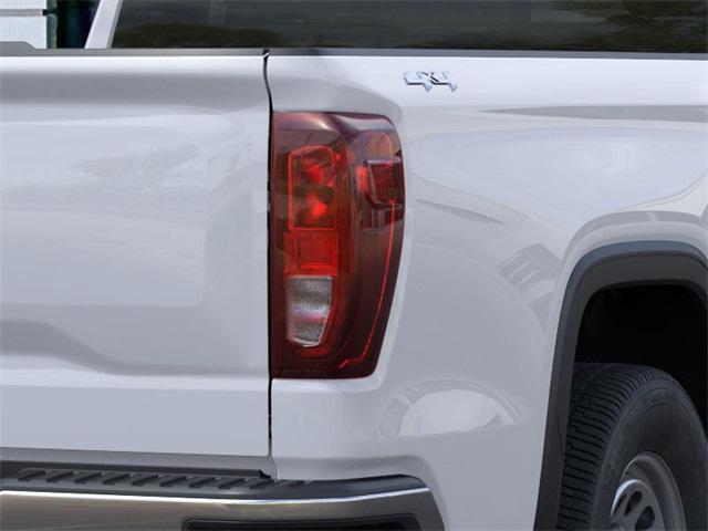 new 2025 GMC Sierra 1500 car, priced at $46,215
