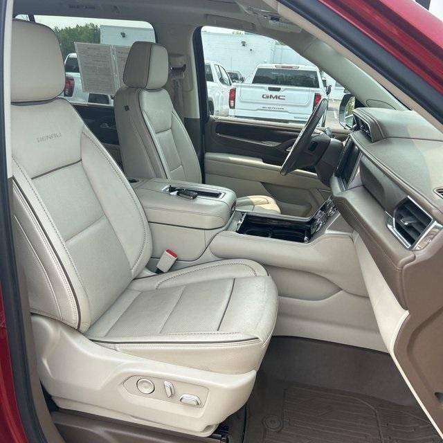 used 2022 GMC Yukon XL car, priced at $56,328