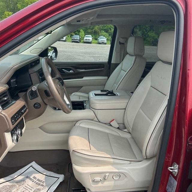 used 2022 GMC Yukon XL car, priced at $56,328