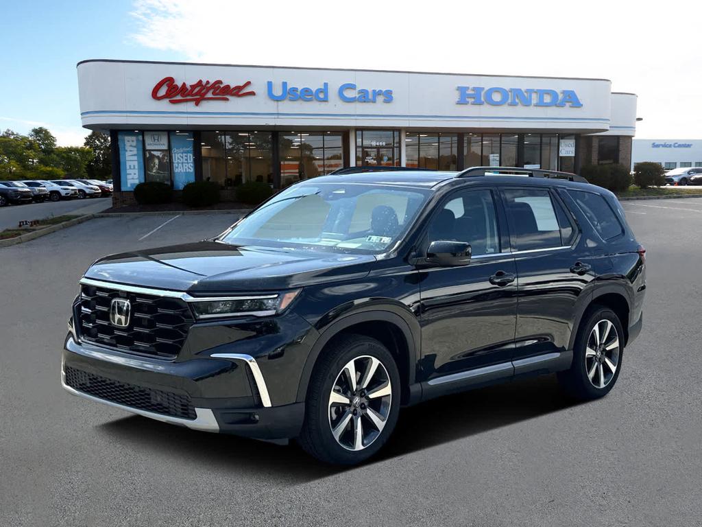 used 2025 Honda Pilot car, priced at $48,306