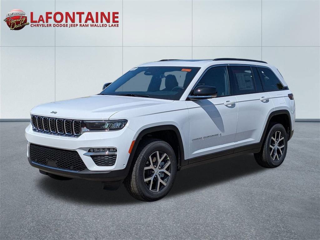 new 2025 Jeep Grand Cherokee car, priced at $43,497