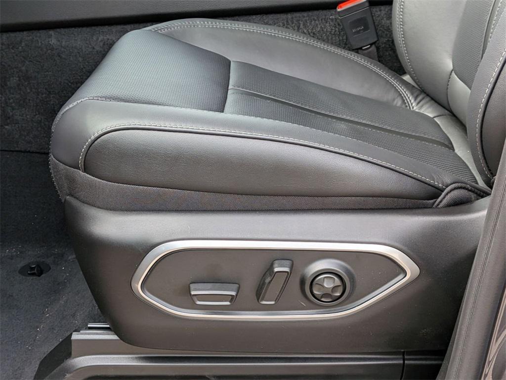 new 2025 Jeep Wagoneer car, priced at $69,978