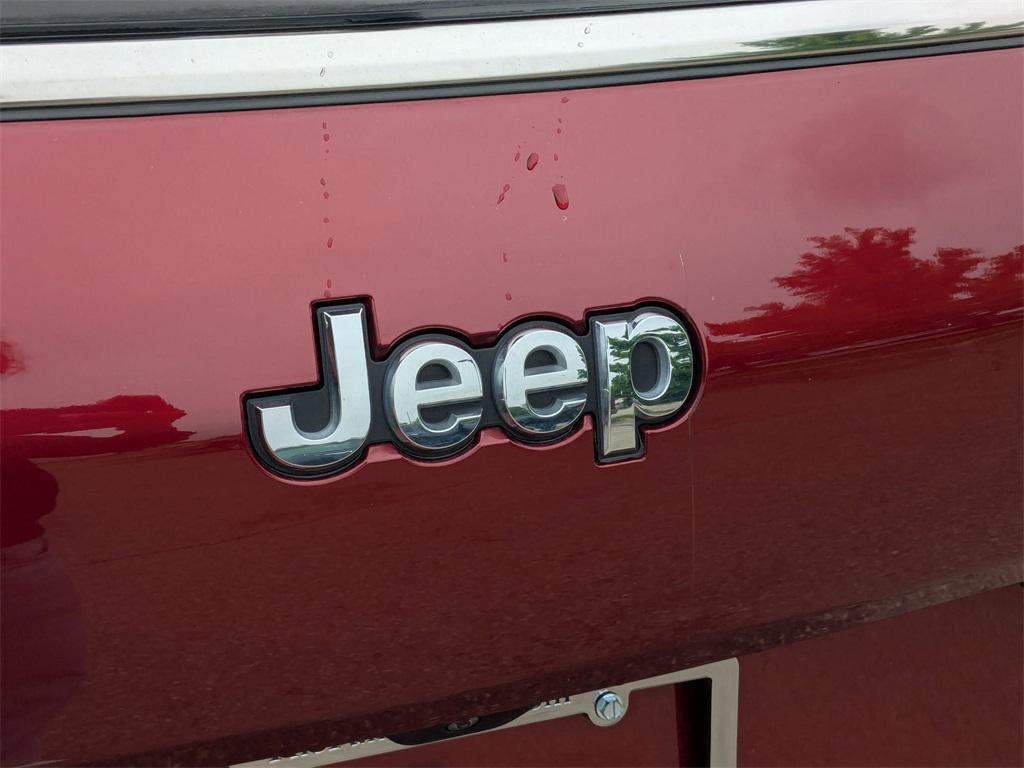 used 2023 Jeep Grand Cherokee L car, priced at $25,995