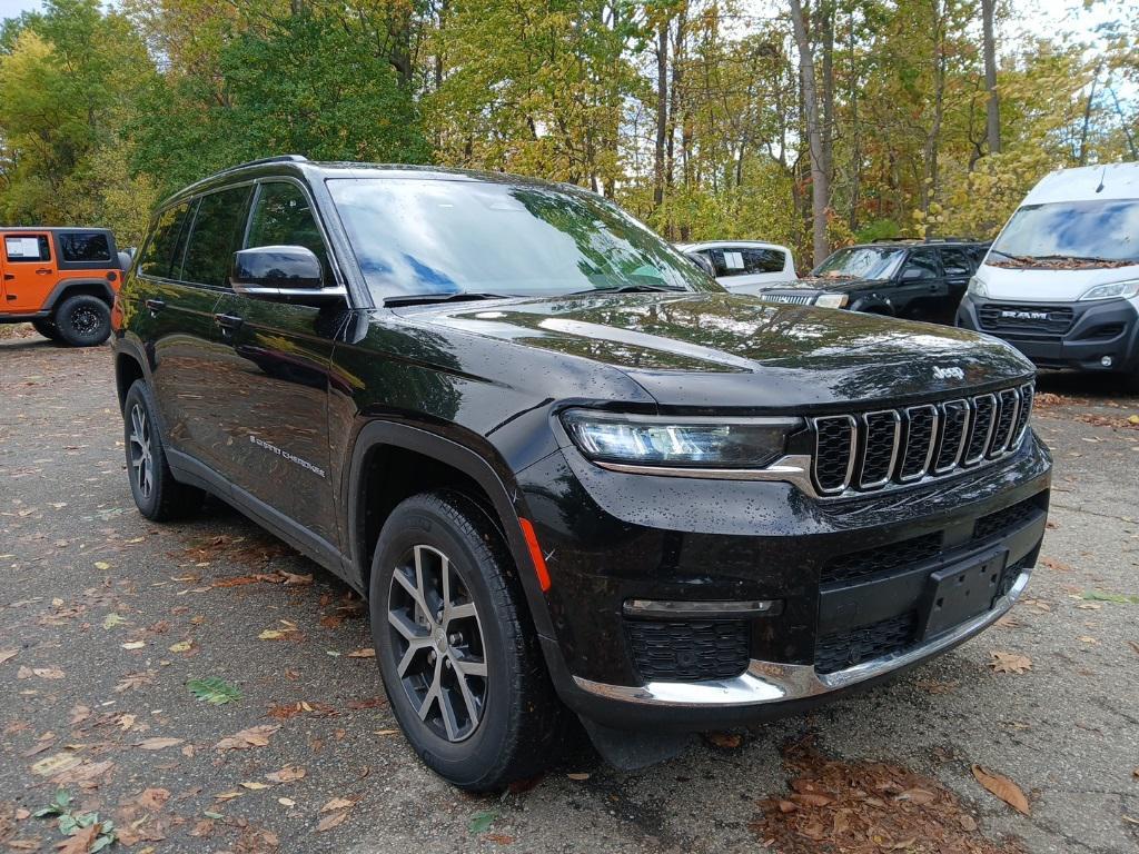 used 2024 Jeep Grand Cherokee L car, priced at $30,730