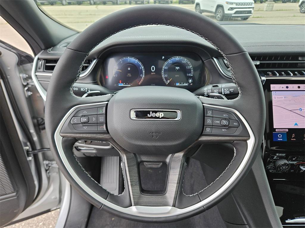 new 2025 Jeep Grand Cherokee car, priced at $45,033