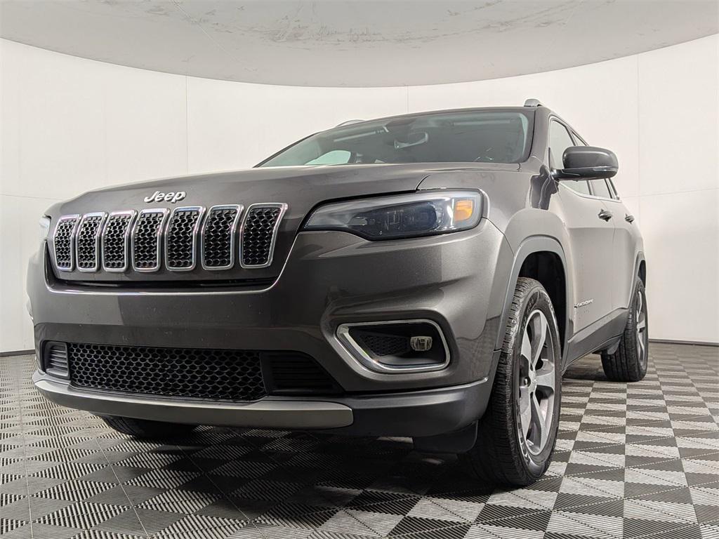 used 2020 Jeep Cherokee car, priced at $18,995