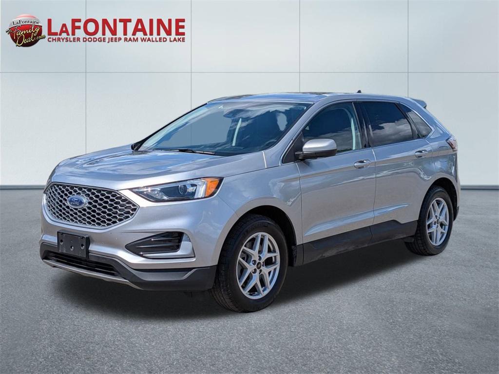 used 2024 Ford Edge car, priced at $22,200