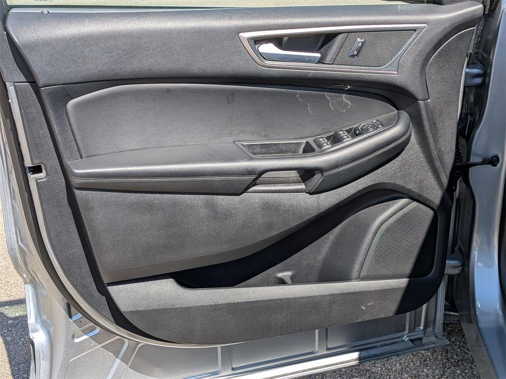 used 2024 Ford Edge car, priced at $21,980