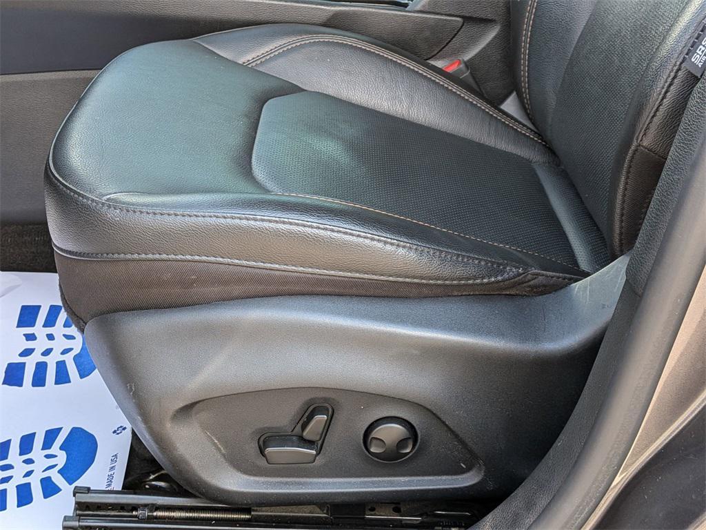 used 2022 Jeep Compass car, priced at $22,550