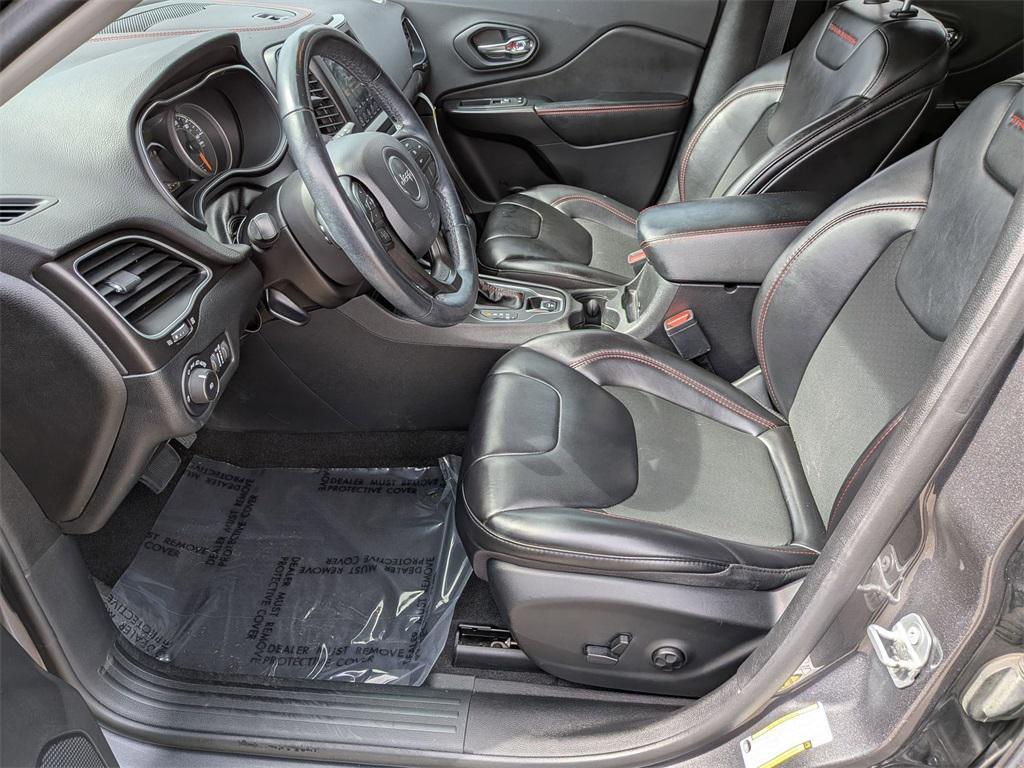 used 2019 Jeep Cherokee car, priced at $18,589