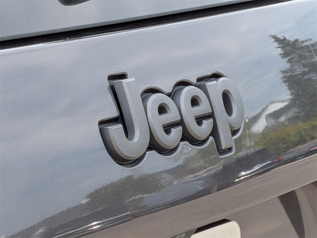 used 2019 Jeep Cherokee car, priced at $18,589