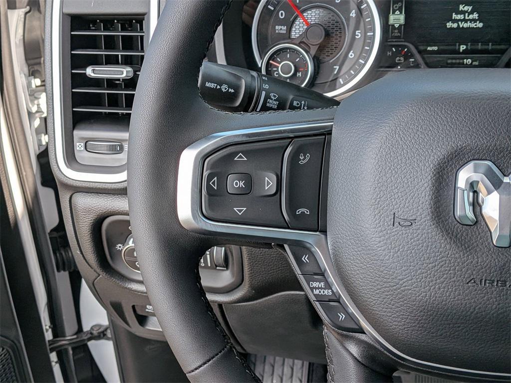 new 2025 Ram 1500 car, priced at $44,666