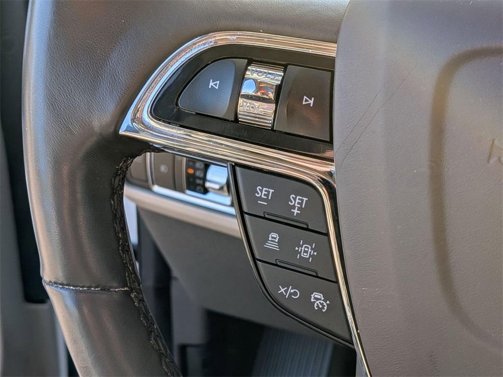 used 2023 Lincoln Navigator car, priced at $57,980