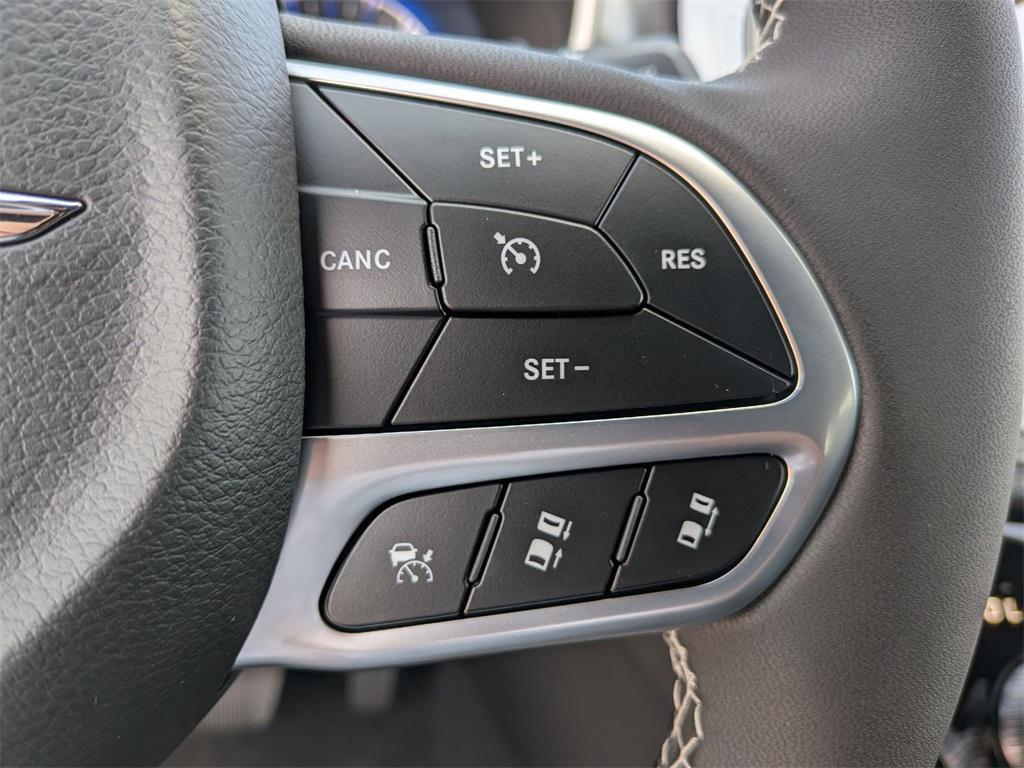 new 2026 Chrysler Pacifica car, priced at $43,385