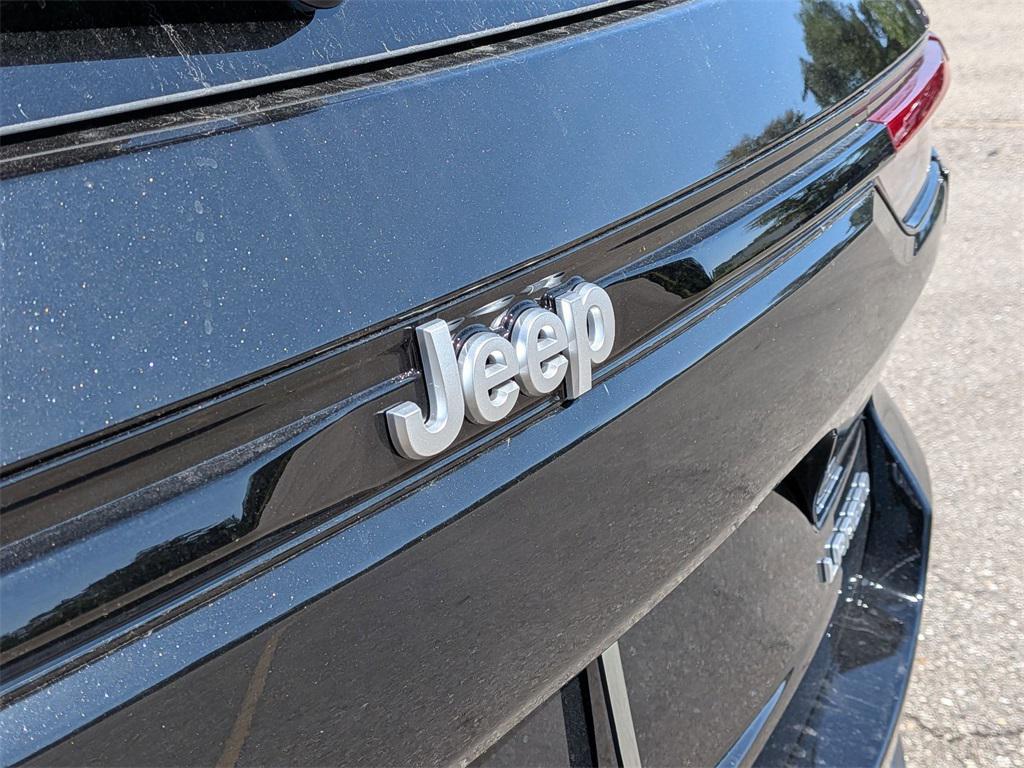 new 2025 Jeep Grand Cherokee car, priced at $35,544