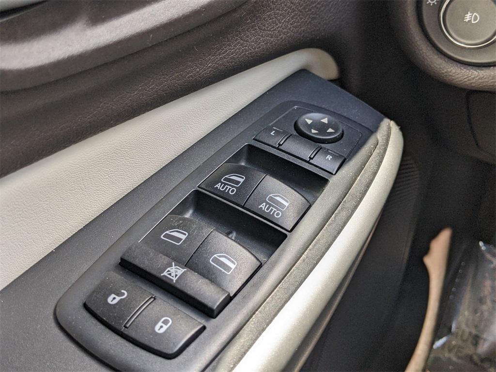 used 2017 Jeep Cherokee car, priced at $13,995