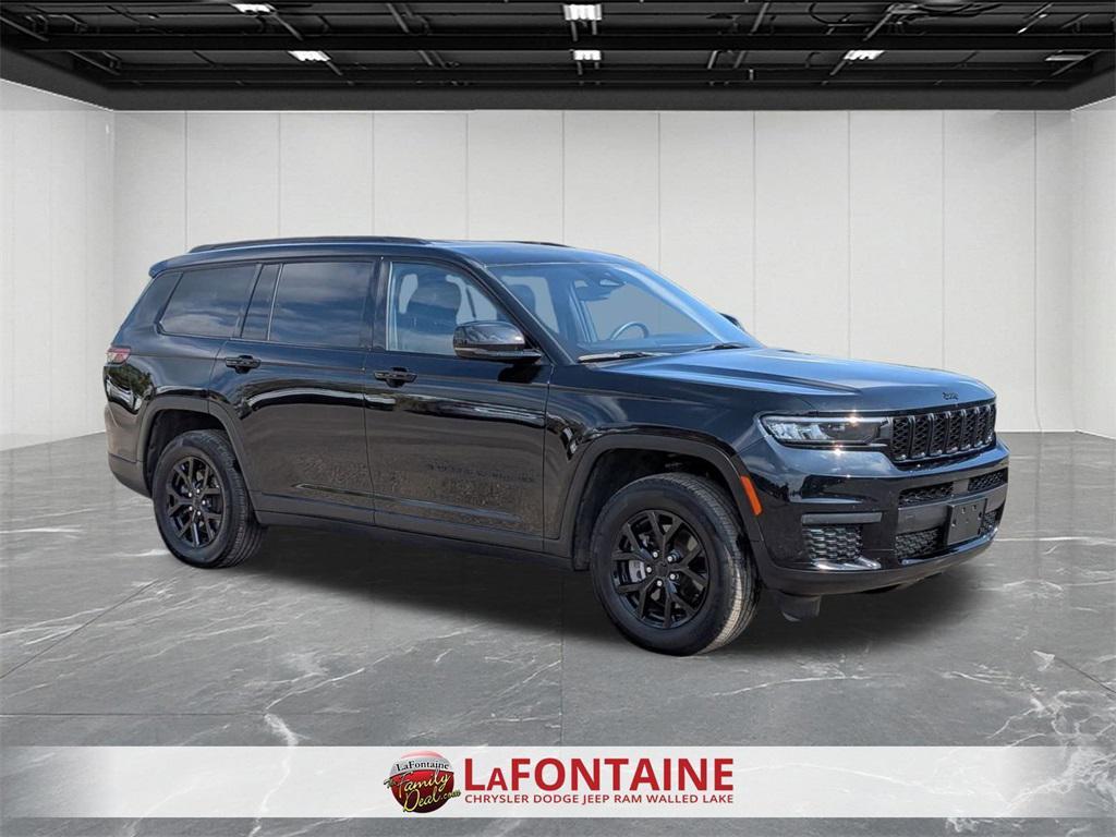 used 2024 Jeep Grand Cherokee L car, priced at $30,200