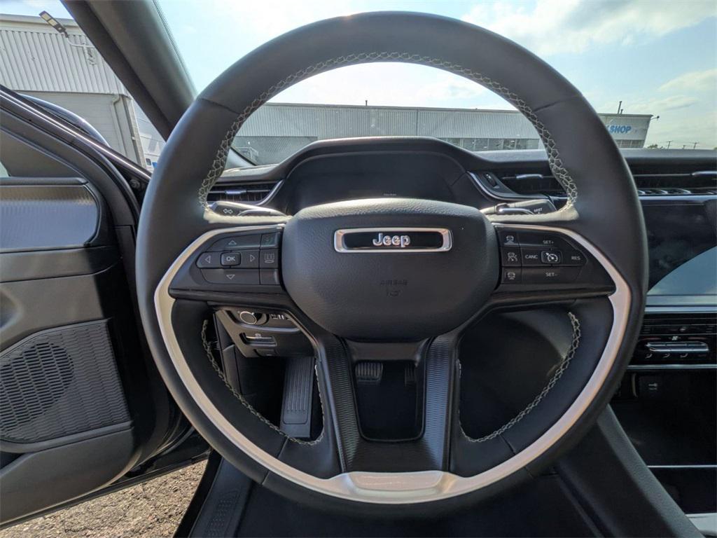 used 2024 Jeep Grand Cherokee L car, priced at $30,200