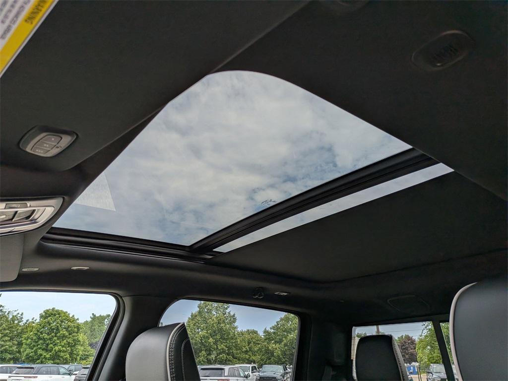 new 2026 Ram 1500 car, priced at $61,067