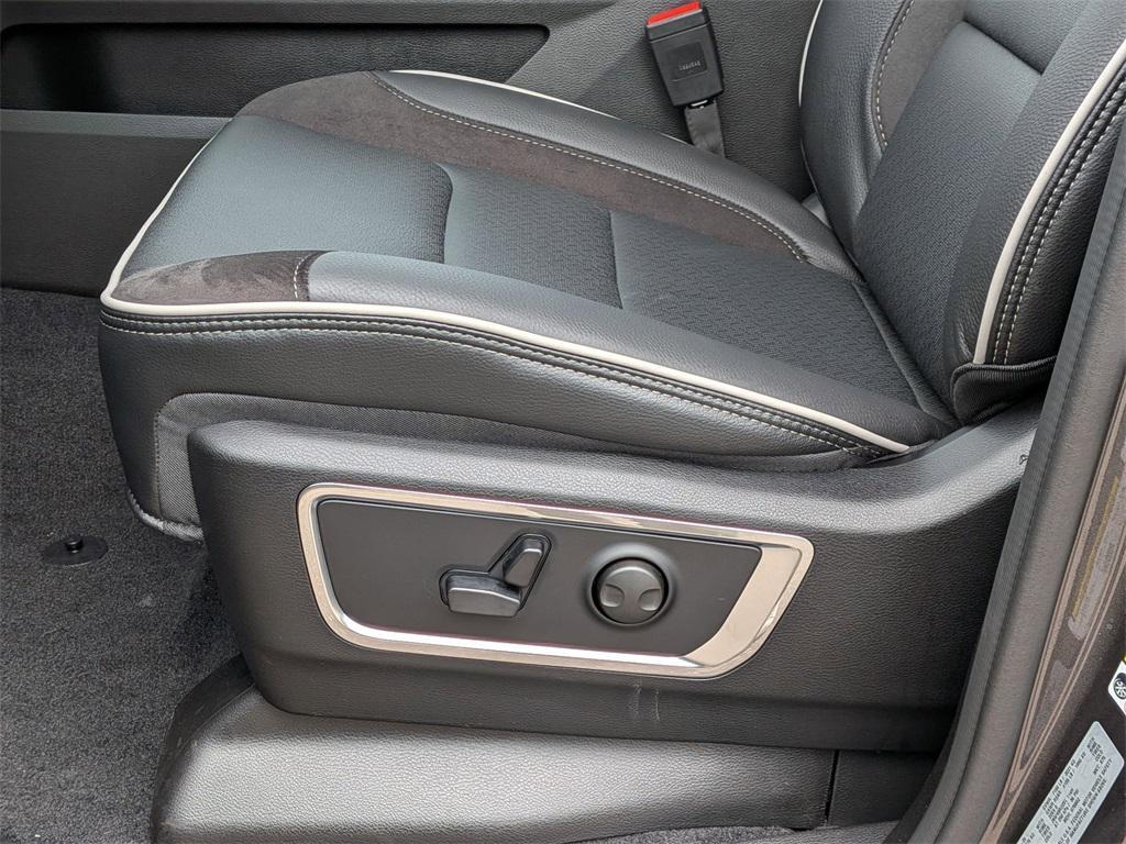 new 2026 Ram 1500 car, priced at $61,067